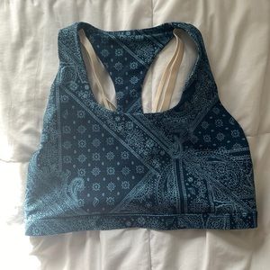 Fabletics Kessler medium impact sports bra